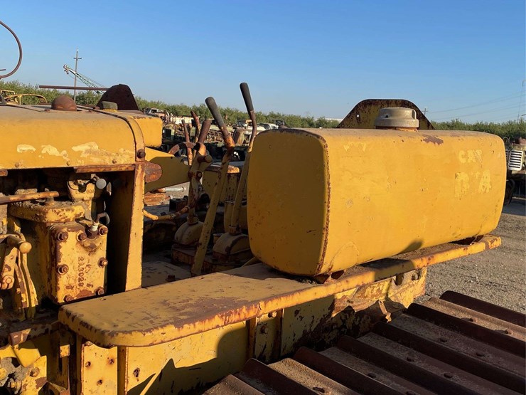 caterpillar-d4-image-27