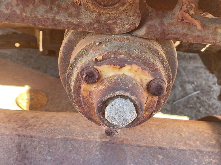caterpillar-d4-image-21