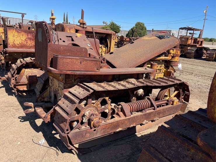 caterpillar-d4-image-8