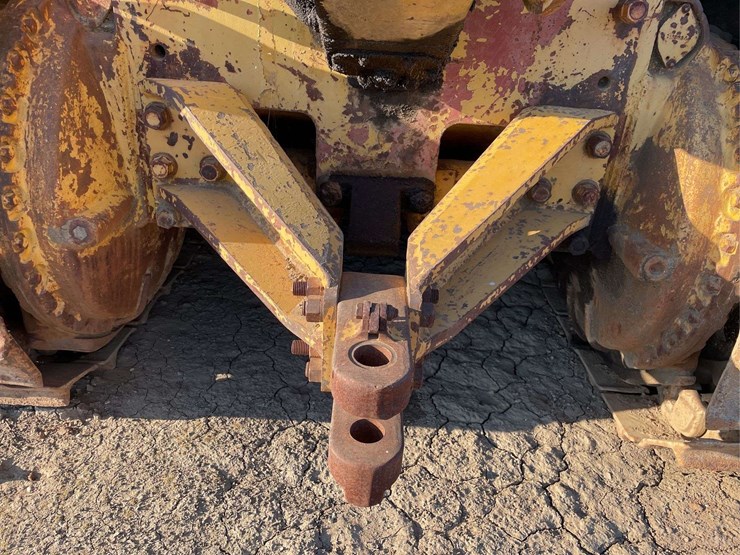 caterpillar-d9g-image-21
