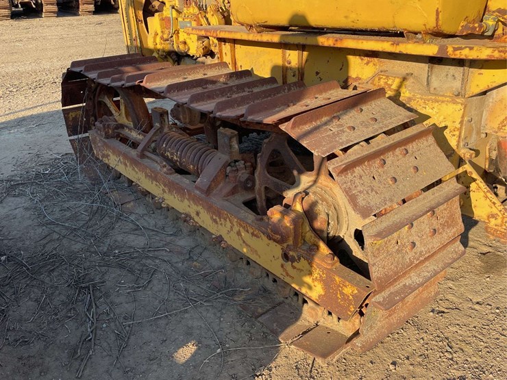caterpillar-d4-image-19