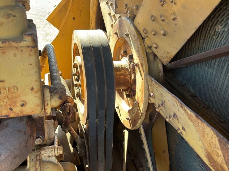 caterpillar-d9-image-17