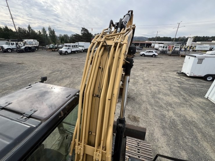 2013-caterpillar-312e-image-36