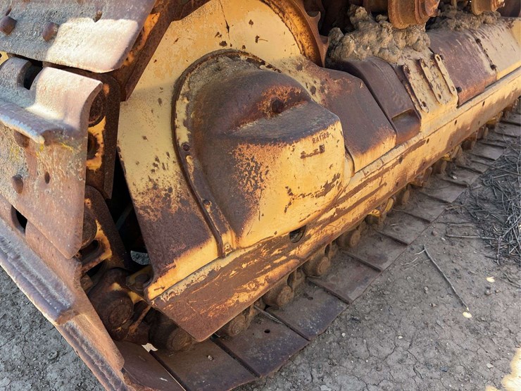 caterpillar-d8-image-93