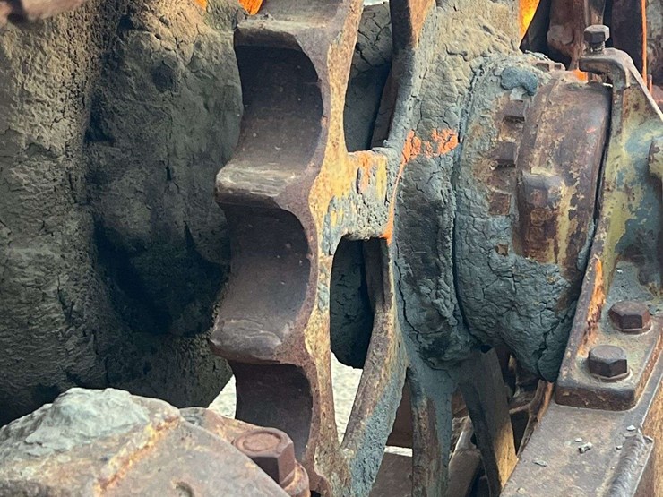 caterpillar-rd4-image-19