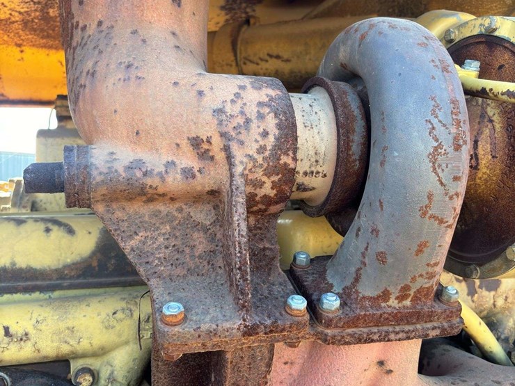 caterpillar-d9-image-23