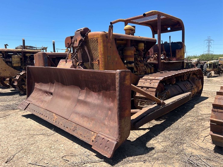 caterpillar-d8-image-2