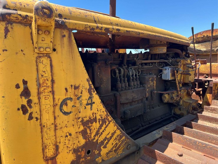 caterpillar-d6-image-8
