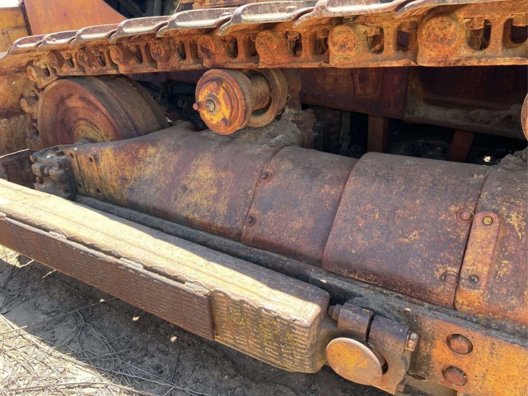 caterpillar-d8-image-65