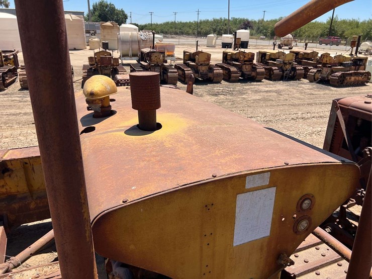 caterpillar-d8-image-21