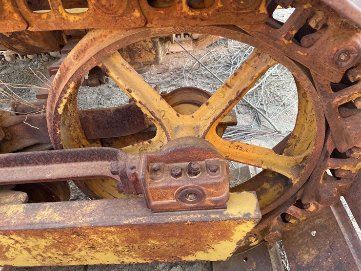 caterpillar-d4-image-12