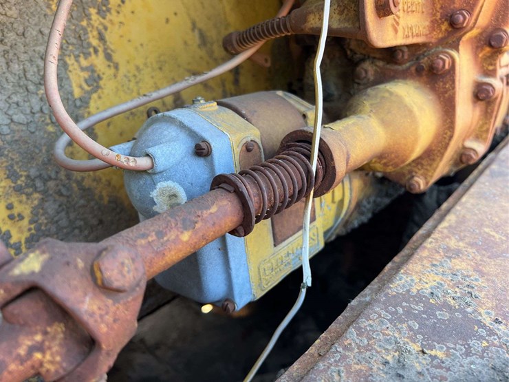 caterpillar-d8-image-49