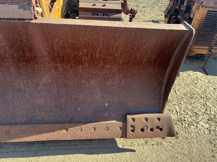 caterpillar-d4-image-12