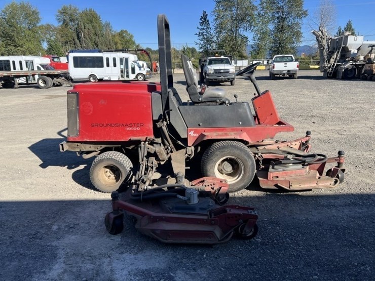2009-toro-groundsmaster-4000d-image-3