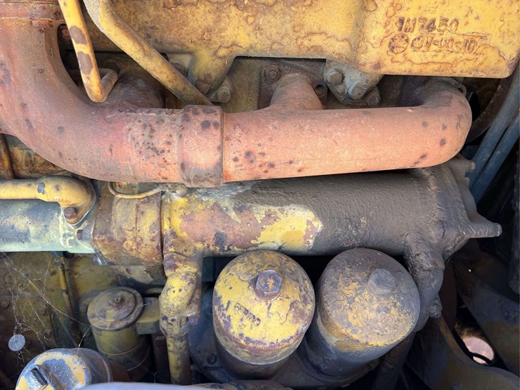 caterpillar-d9g-image-34