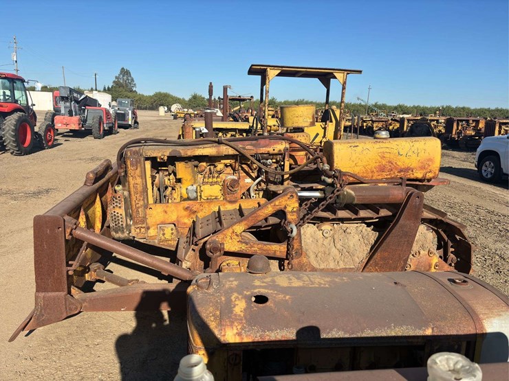 caterpillar-d4-image-2