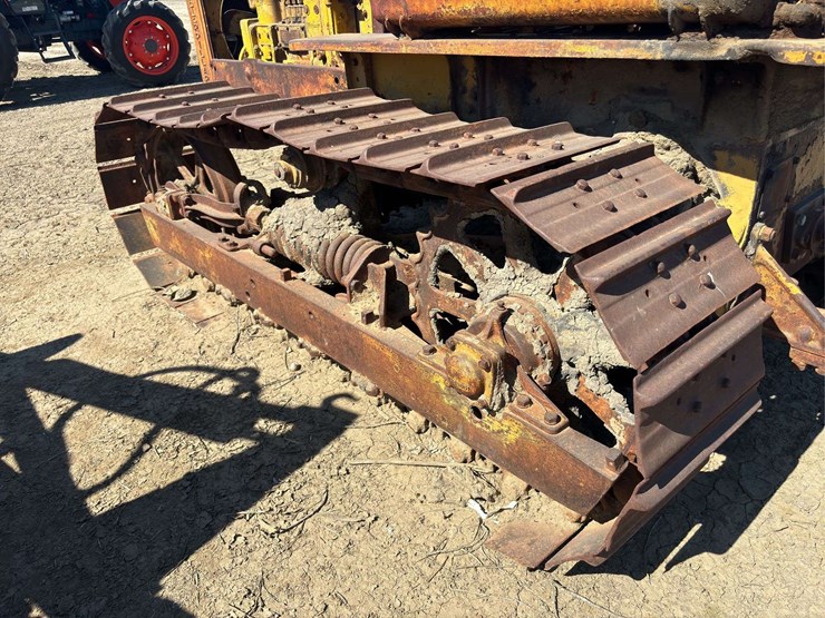 caterpillar-d4-image-33