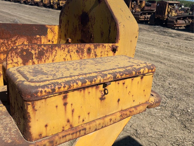 caterpillar-d2-image-52