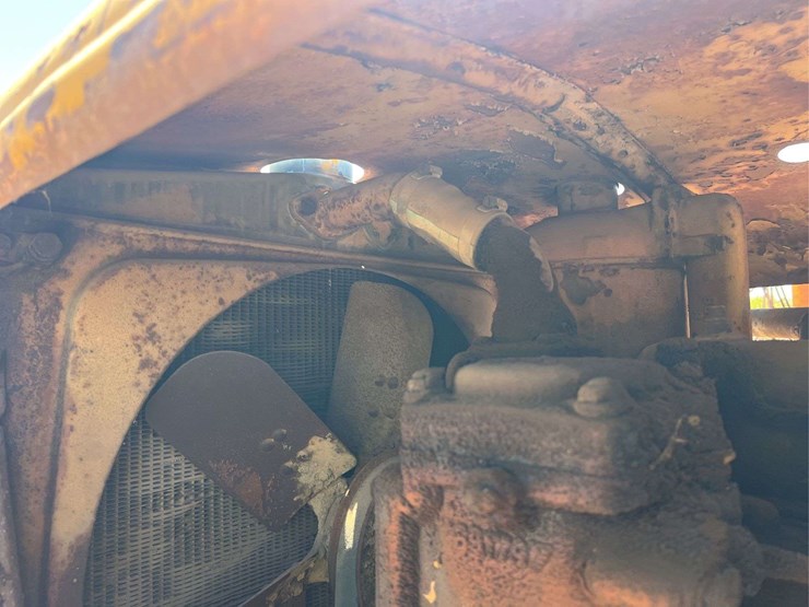 caterpillar-d6-image-11
