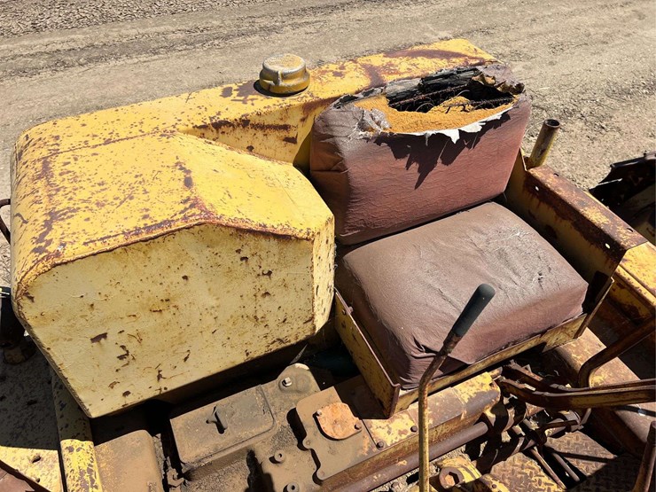 caterpillar-d8-image-24