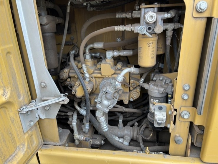 2013-caterpillar-312e-image-33