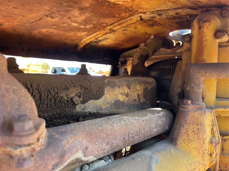 caterpillar-d6-image-50
