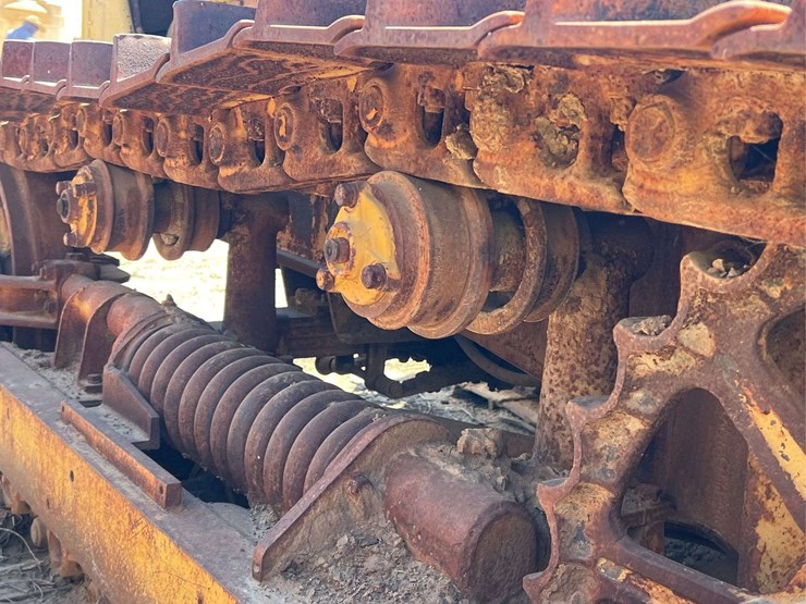 caterpillar-d6-image-96