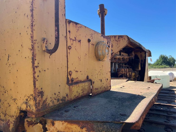 caterpillar-d8-image-39