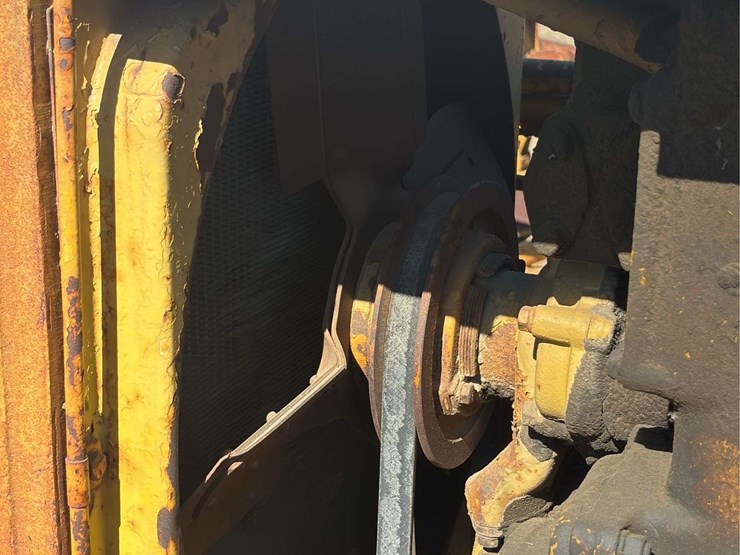 caterpillar-d4-image-52