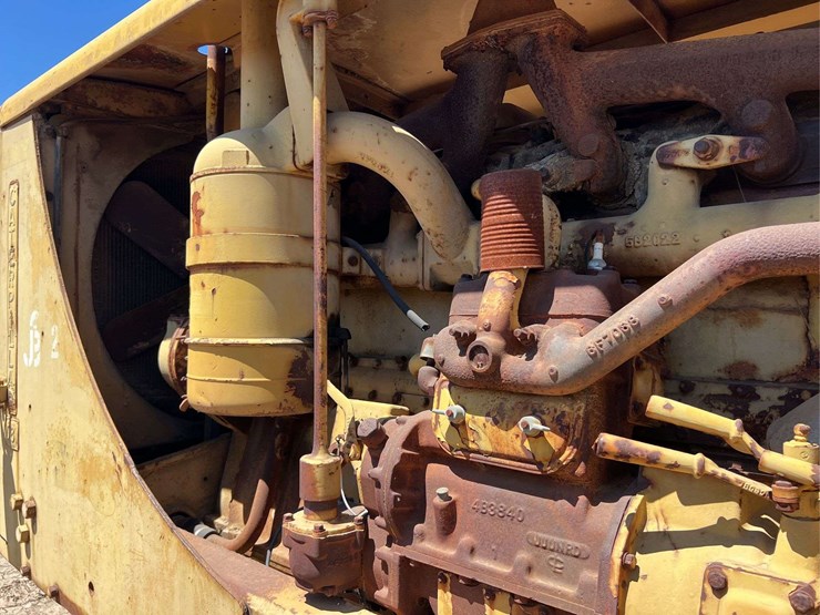 caterpillar-d8-image-60