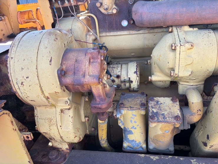 caterpillar-d9-image-26