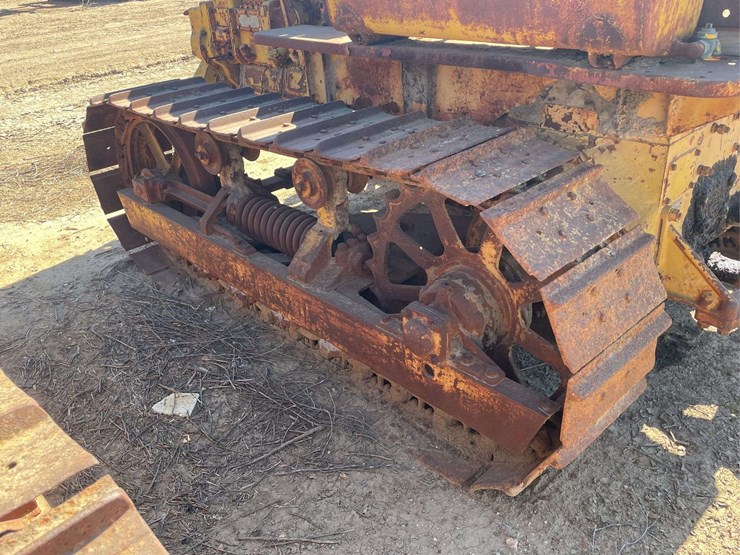 caterpillar-d4-image-27