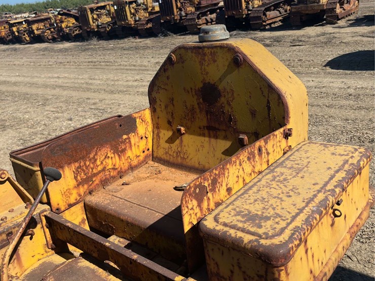 caterpillar-d2-image-51
