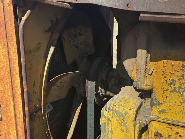 caterpillar-d4-image-43