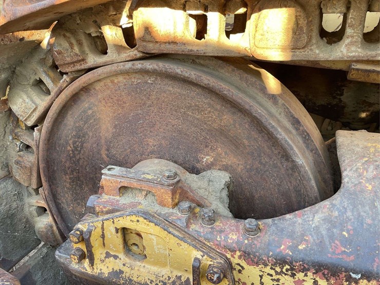 caterpillar-d9g-image-30