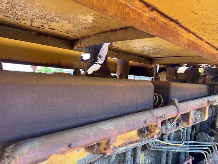 caterpillar-d8-image-110
