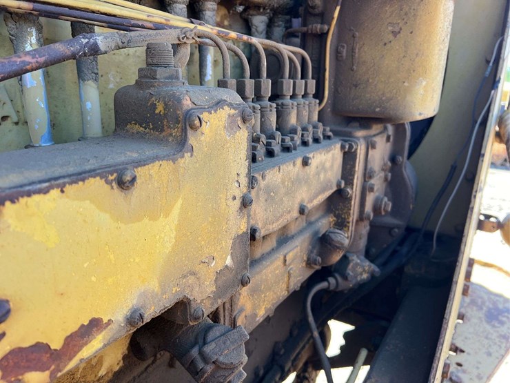 caterpillar-d8-image-34