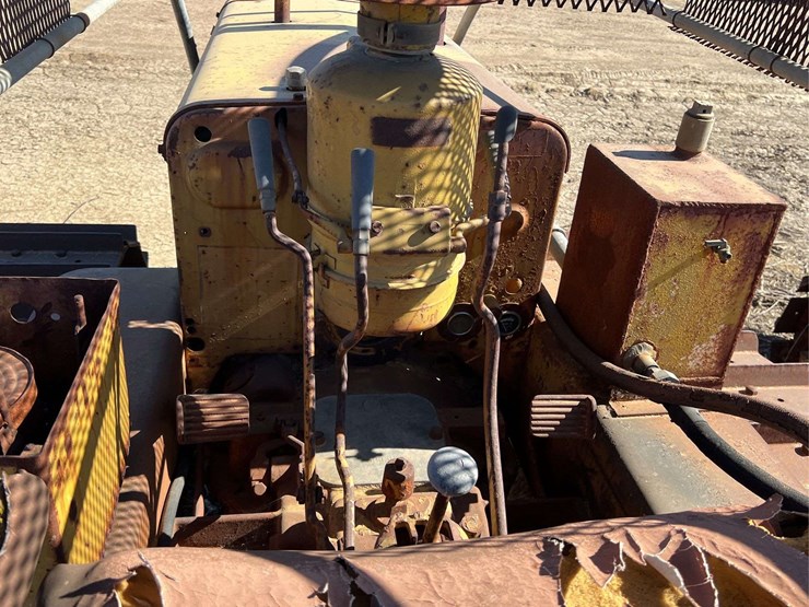 caterpillar-d4-image-34