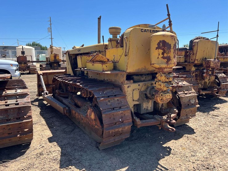 caterpillar-d6-image-12