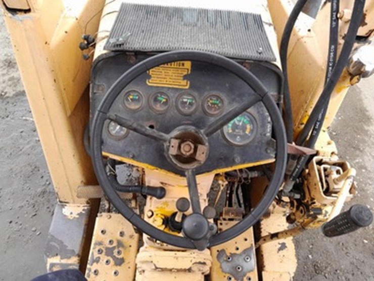 lot#---massey-ferguson-loader-tractor-image-9