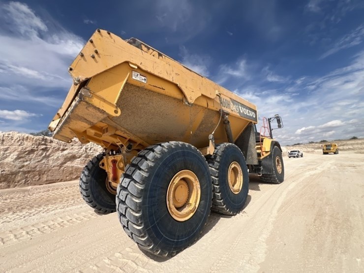 2020-volvo-a60h-image-5