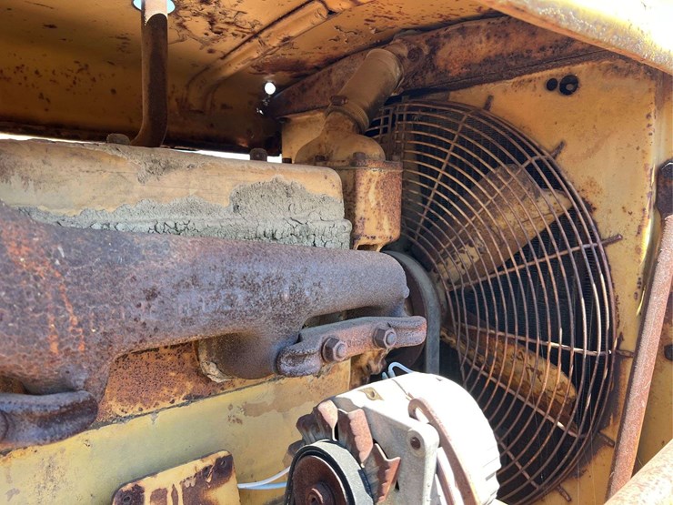 caterpillar-d6-image-44
