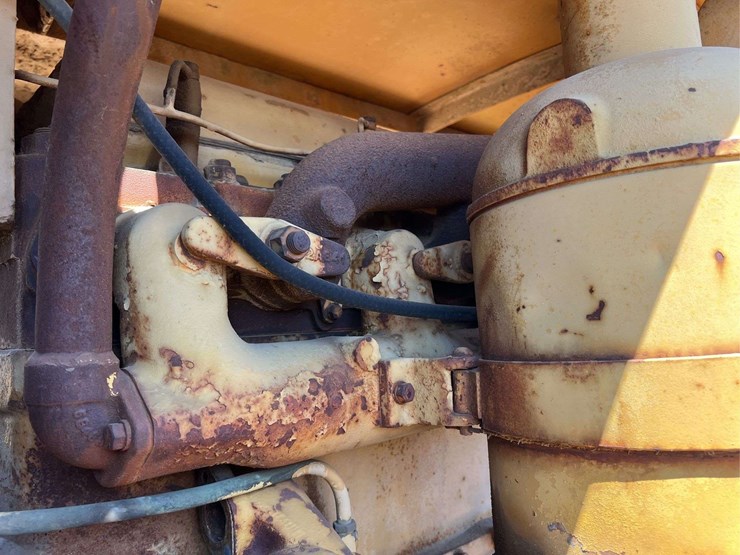 caterpillar-d8-image-65