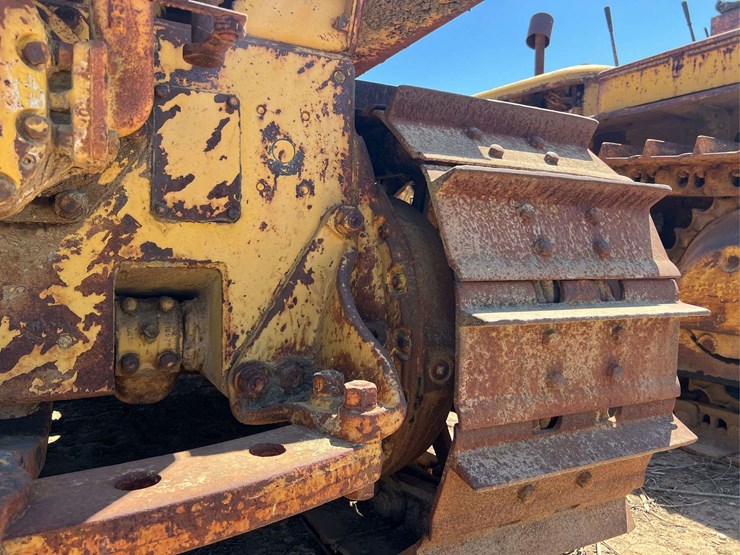 caterpillar-d6-image-41
