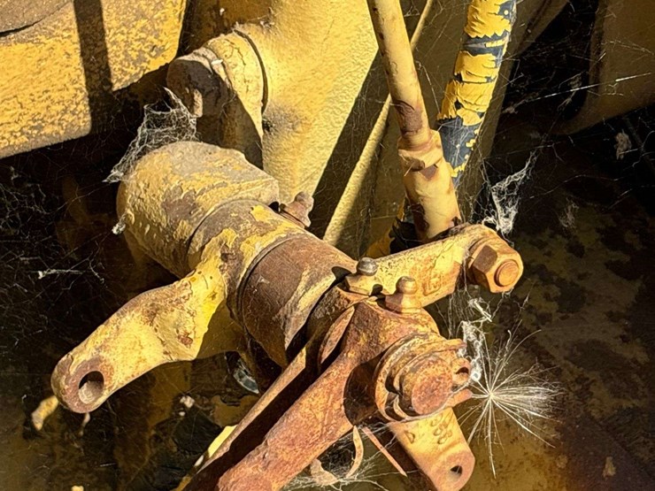 caterpillar-d9-image-98
