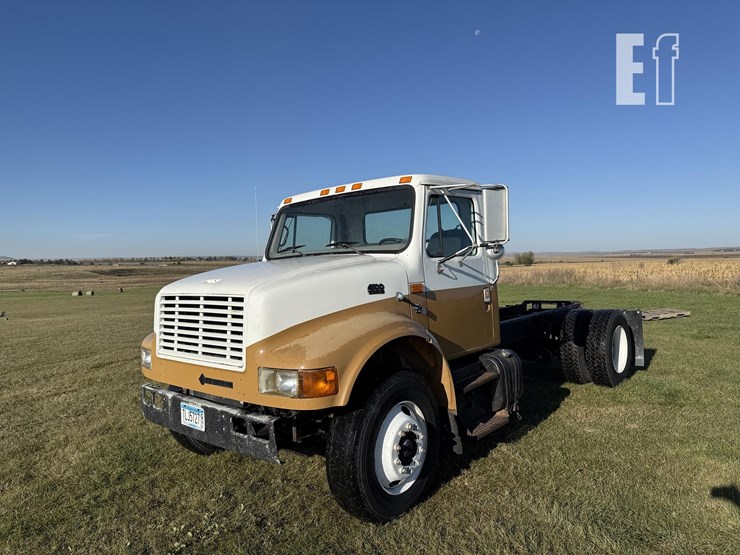 1995-international-4700-image-1