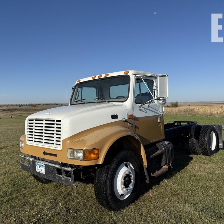 1995 INTERNATIONAL 4700