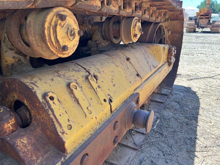 caterpillar-d8-image-63