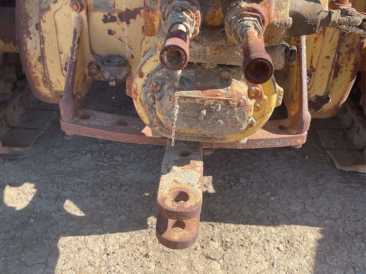 caterpillar-d4-image-26