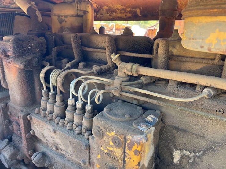 caterpillar-d6-image-38